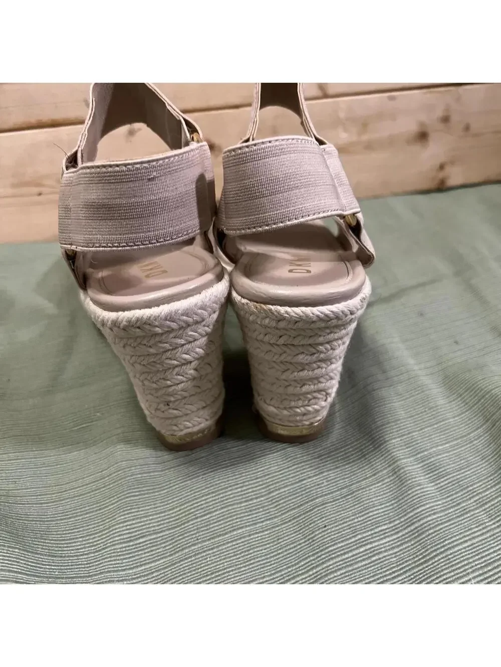DKNY Womens Cream Tan Espadrille Logo Wedge Sandals Size 7.5 M EU 38 B